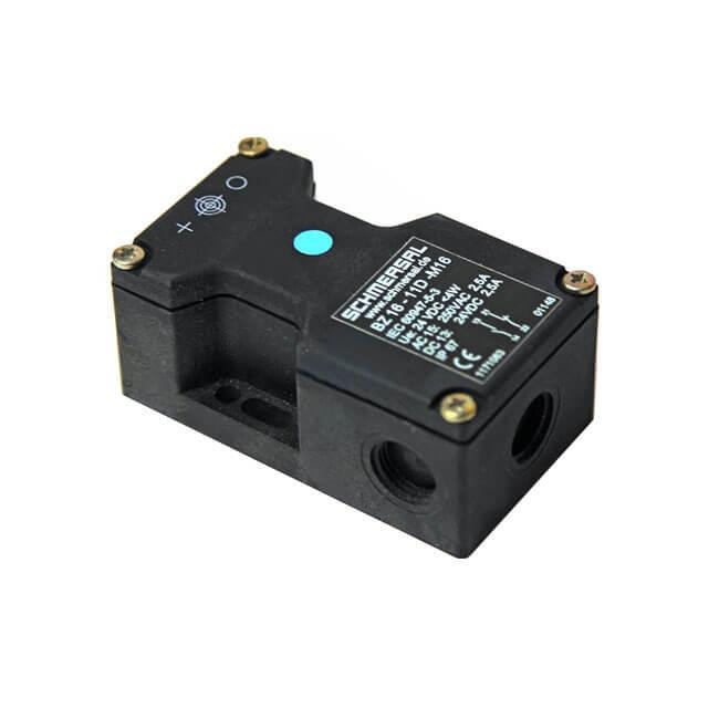 ASM SIEMENS Savety Switch BZ16-11D M16x1 5 10 1S 03008680-01